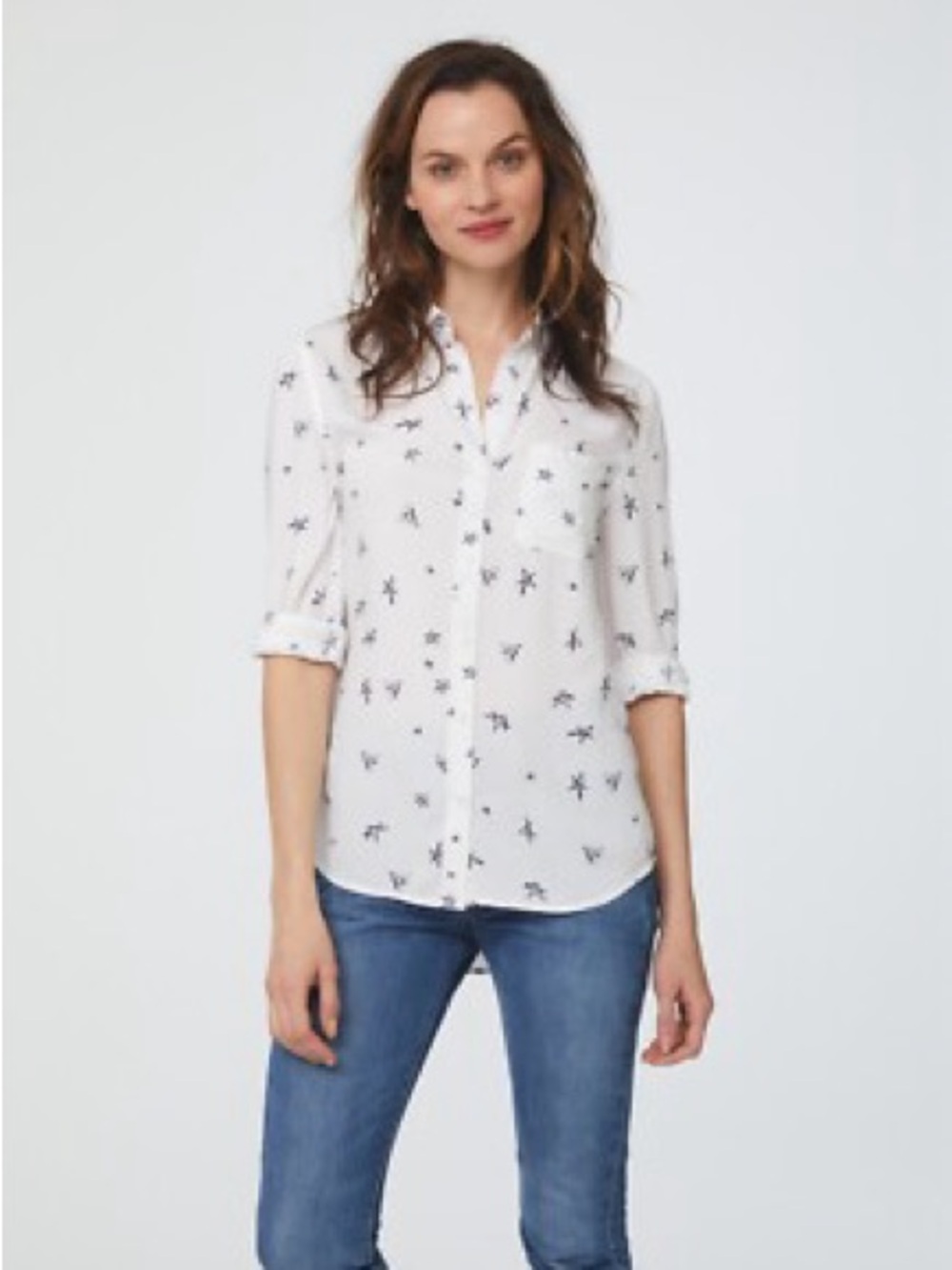 beachlunchlounge White Button-Down Shirt with Star Print